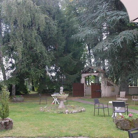 Hostellerie Saint Clement Vic-sur-Cere Luaran gambar