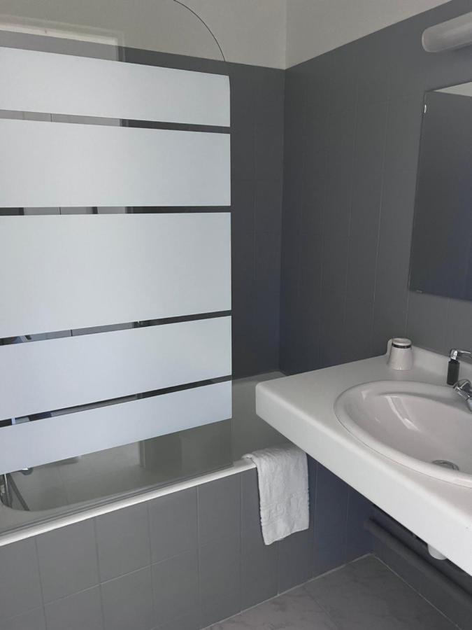 Hostellerie Saint Clement Vic-sur-Cere Luaran gambar