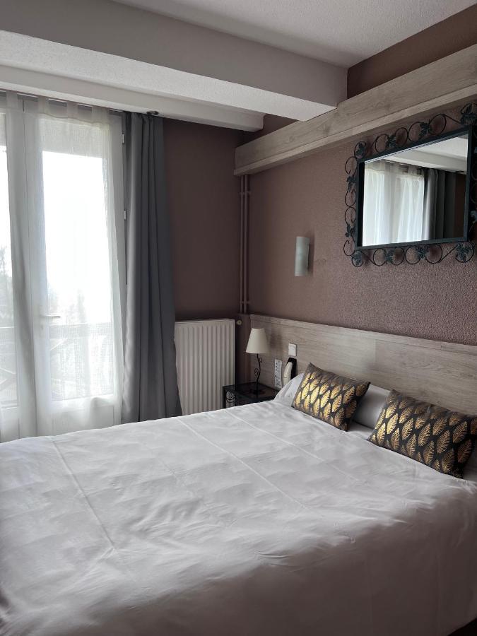 Hostellerie Saint Clement Vic-sur-Cere Luaran gambar