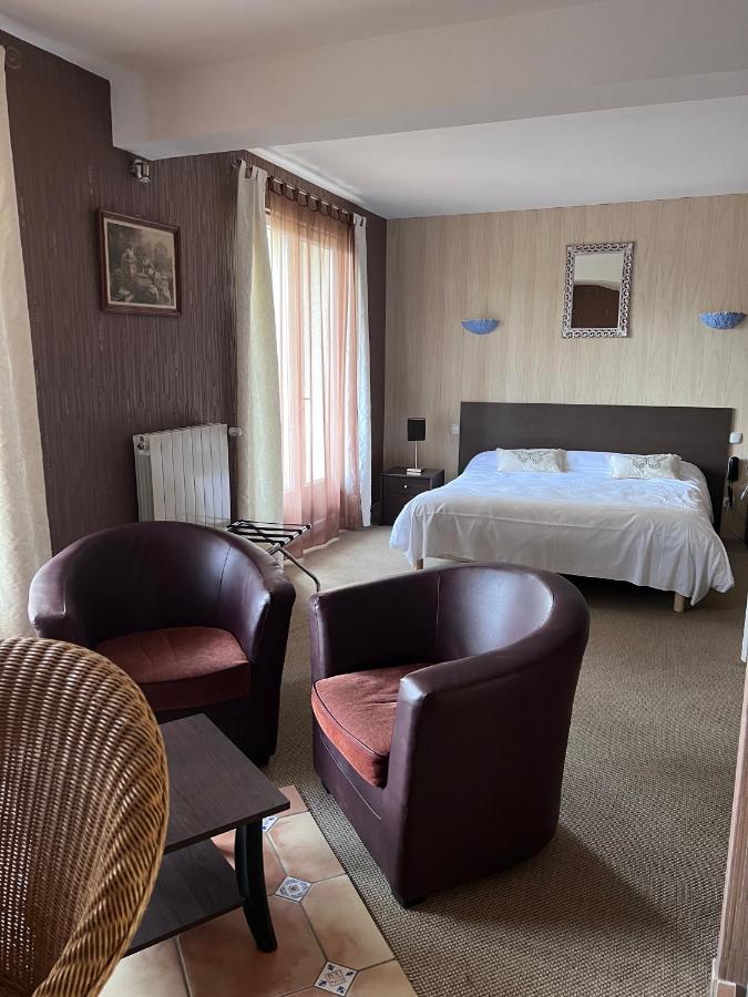 Hostellerie Saint Clement Vic-sur-Cere Luaran gambar