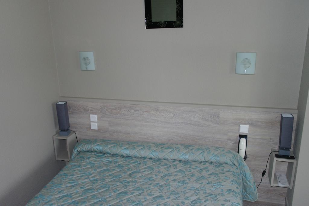 Hostellerie Saint Clement Vic-sur-Cere Luaran gambar