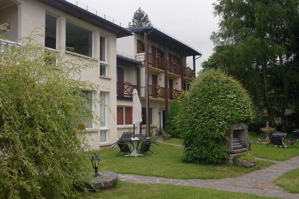 Hostellerie Saint Clement Vic-sur-Cere Luaran gambar