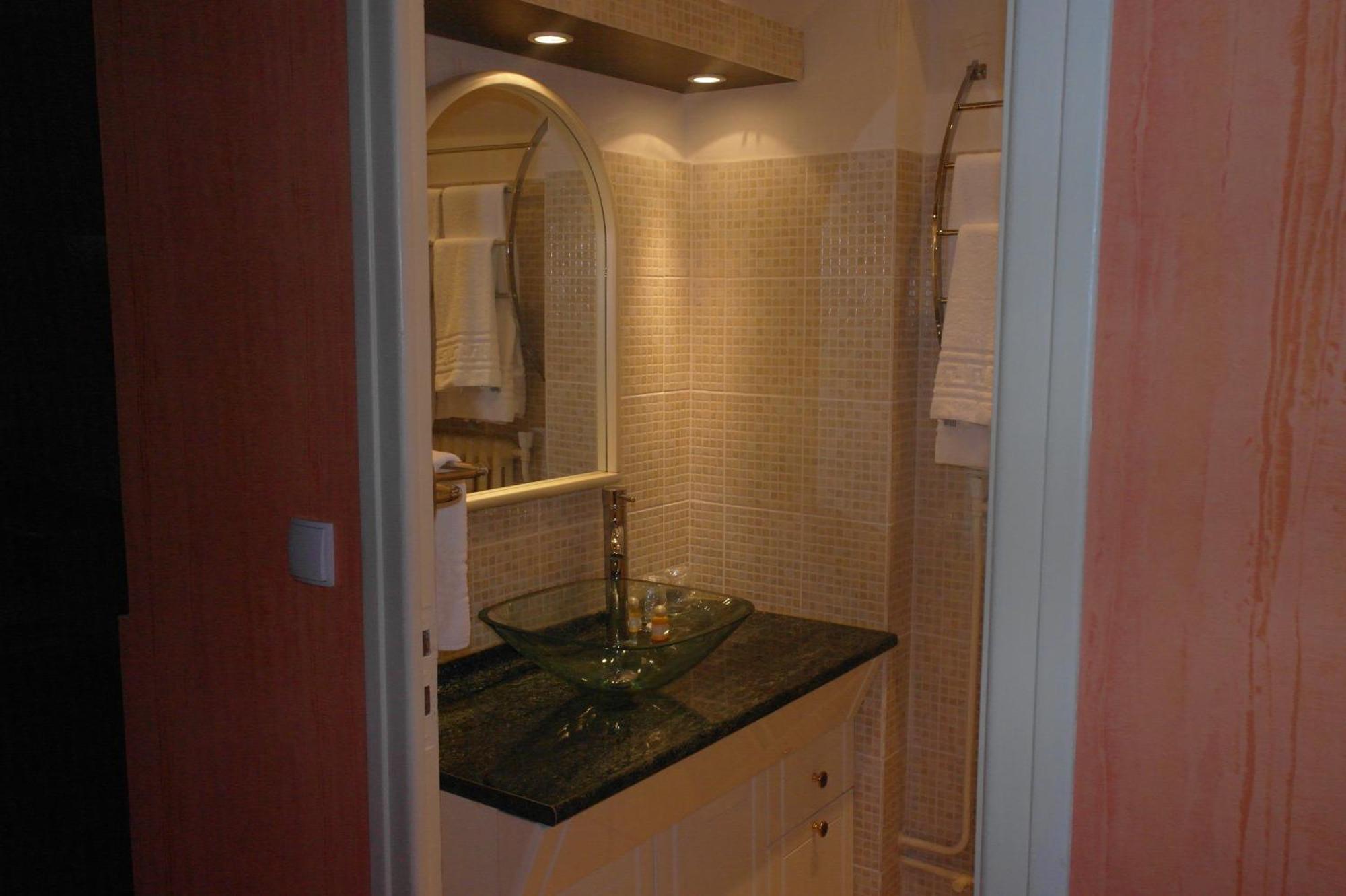 Hostellerie Saint Clement Vic-sur-Cere Luaran gambar